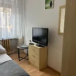 Hotel Wysoka Brama *