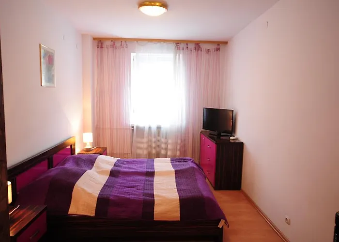 Hotel Wysoka Brama *