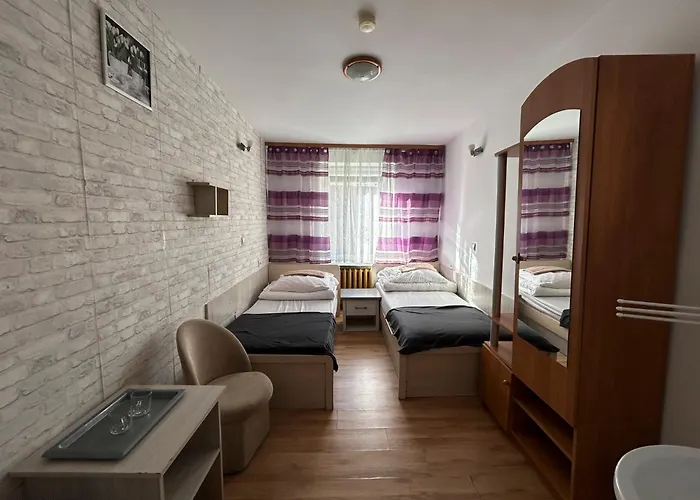 Wysoka Brama Όλστυν